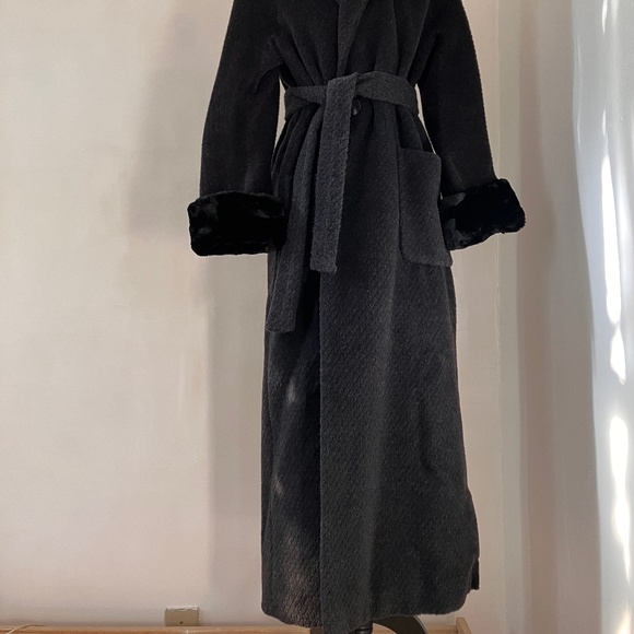 Giuliana Teso Mohair full-length coat - Picture 2 of 16